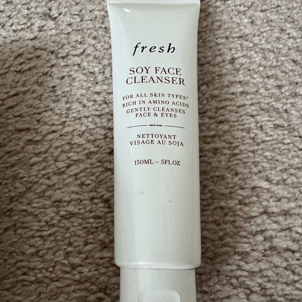 Fresh Soy Face Cleanser - White